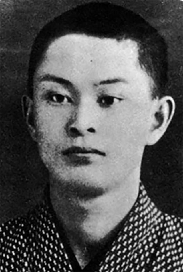 川端康成简介（诺贝尔文学奖得主，初恋女友悔婚后，他曾一度陷入自卑）