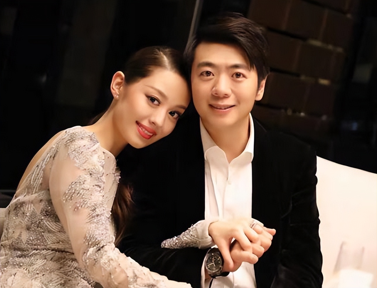 刘翔的简介（和葛天结婚不到一年离婚，二婚娶初恋吴莎，现婚姻状况如何）