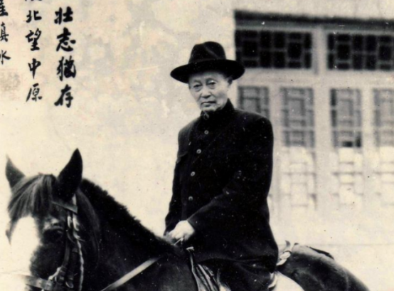 清朝海军萨镇冰简介（总司令萨镇冰，49年坚持留大陆，听闻志愿军胜利流出热泪）