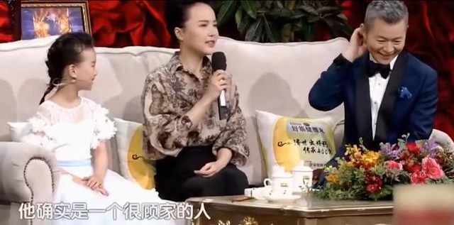 王宏伟个人资料简介（歌唱家王宏伟：3岁丧父，母亲为儿女守寡48年，今苦尽甘来无遗憾）