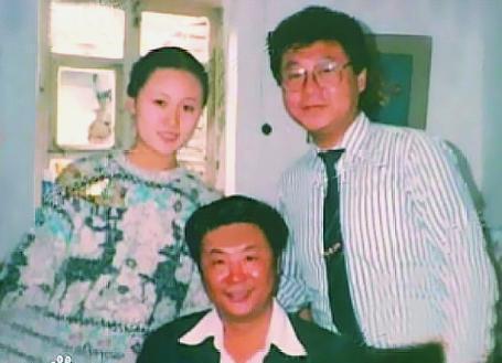 范伟老婆是谁(金鸡奖最佳男配范伟：风光背后，是与妻子31年的相濡以沫)