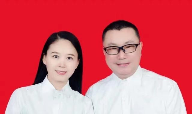 尹相杰的老婆是谁(喜讯！52岁尹相杰结婚了，妻子身份被扒！于文华是其“红娘”)